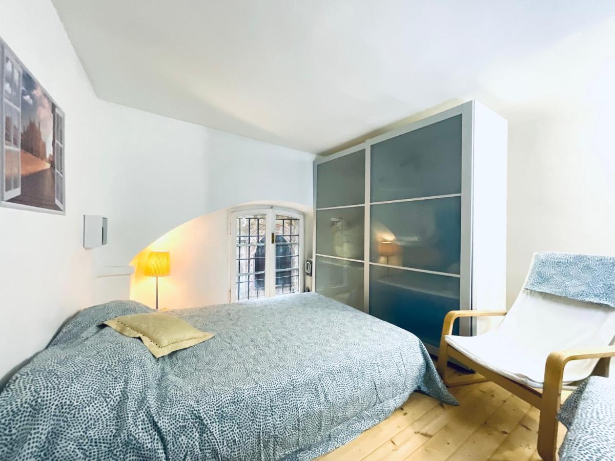 Apartment In 3 Minutes From Duomo Ingresso Via Dei Piatti Милан Экстерьер фото